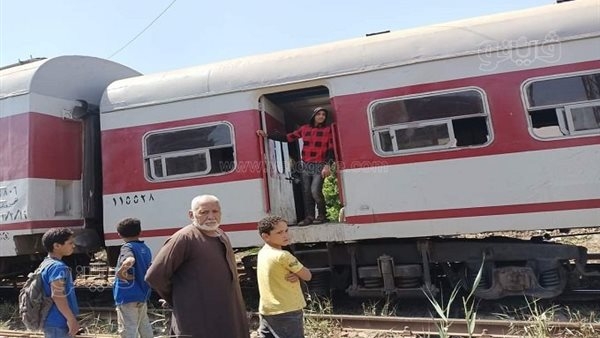 خروج قطار عن القضبان في كفر الشيخ