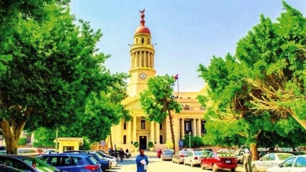 أزمة أطباء امتياز قصر العيني تتجدد والإدارة ترفض مطالبهم