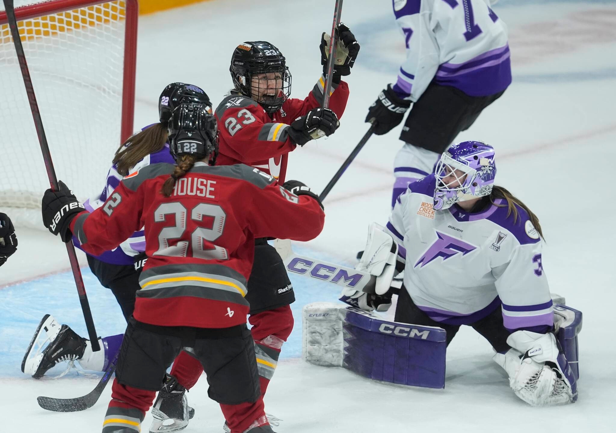 Manitoban's storied career a reflection of how far women's hockey has come