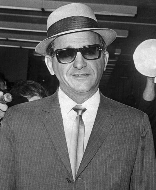 Winnipeg goes back in time for cinematic Mob job November 1963