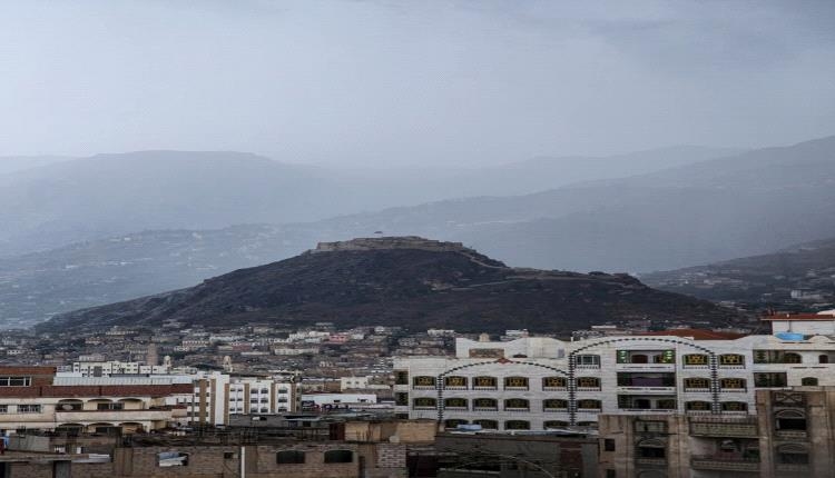 تعز تفقد 40 ميجا من الكهرباء.. إعلامي يفضح تعطل مشروع إماراتي بسبب إهمال مسؤولين