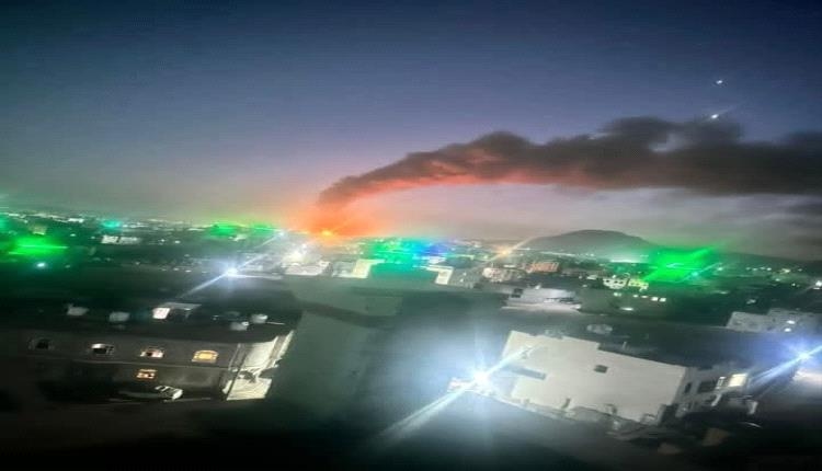 اثار رعب السكان.. انفجارات عنيفة تهز صنعاء وسيارات الإسعاف تهرع إلى المكان