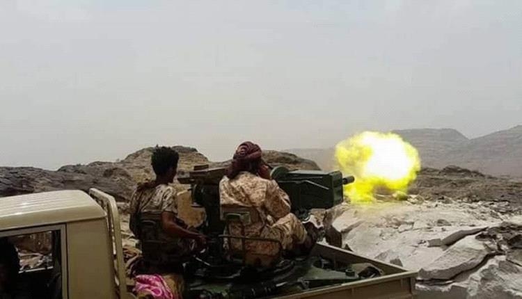 قوات الجيش تصد هجوم للحوثيين في محور علب وتكبدهم خسائر فادحة