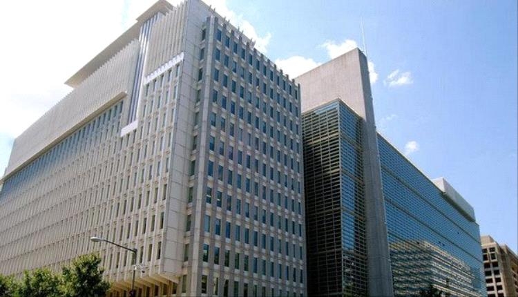 30 مليون دولار لإنقاذ ما تبقى.. البنك الدولي يضخ دعمًا عاجلاً لإنعاش بنوك اليمن