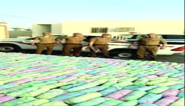 حدود مشتعلة.. السعودية تُفشل تهريب "طن ونصف من القات" وتُسقط شبكة مهرّبين بين اليمن وإثيوبيا