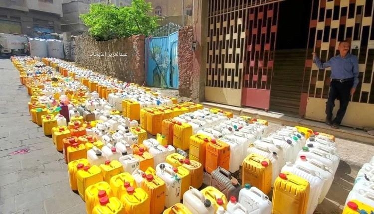 الحوثي يقطع الماء عن تعز: حملة تفضح أبشع جرائم التعطيش الجماعي في ظل صمت دولي معيب