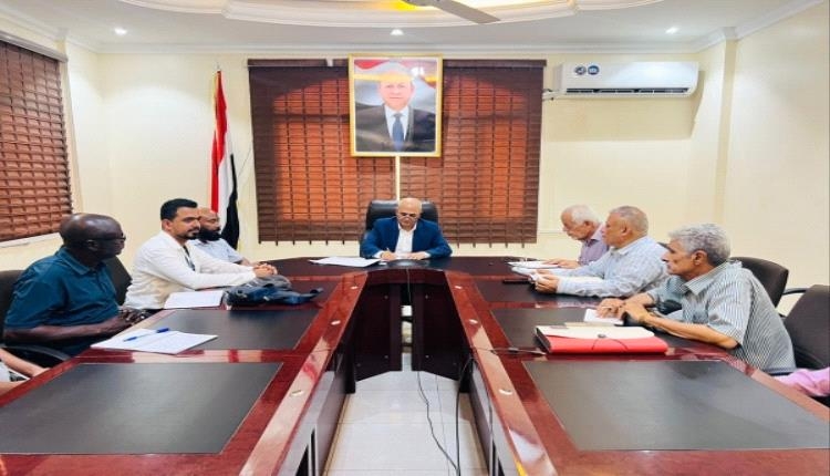 الحكومة توقع 3 اتفاقيات لمشاريع مياه حيوية في عدن وتعز