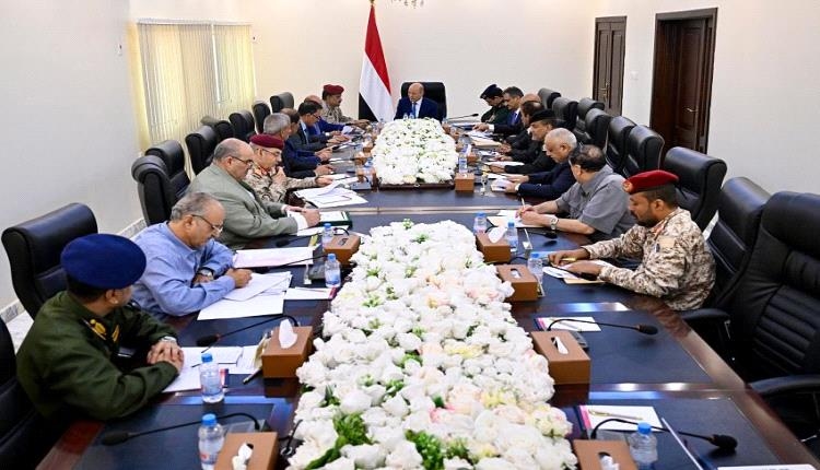خبير اقتصادي يكشف: لهذا أوقفت السعودية والإمارات منحها لليمن