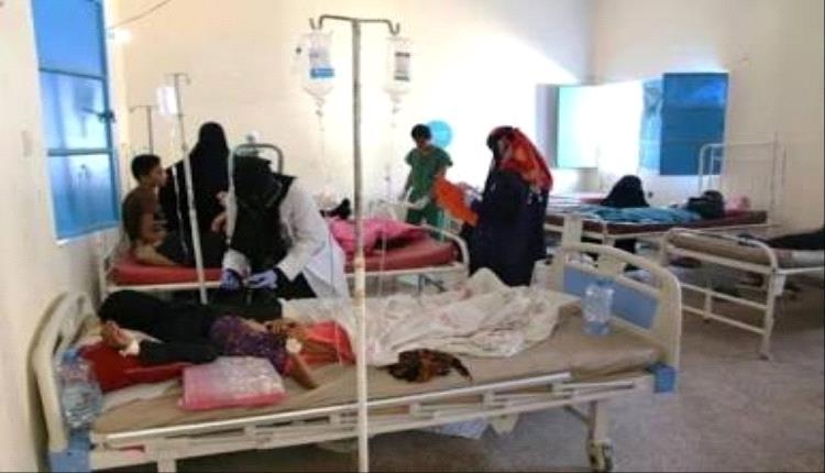 كارثة صحية تضرب عدن: الأوبئة تحصد الأرواح وشوارع المدينة تغرق بمياه الصرف