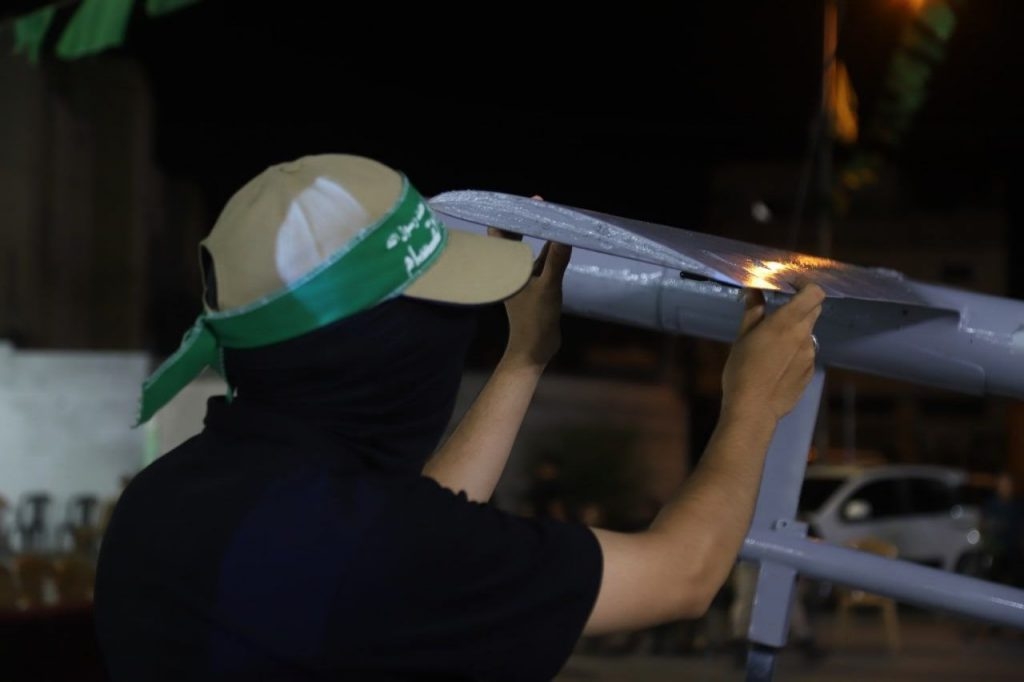 السيطرة على مسيرتين للعدو في حي الشجاعية