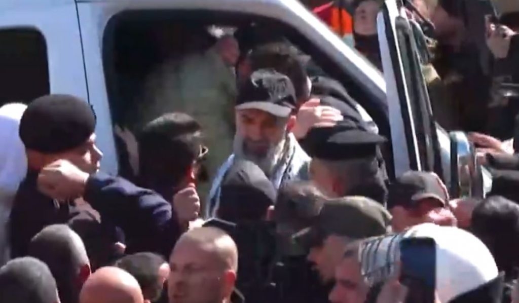 نماذج من الأسرى الفلسطينيين المحررين في الصفقة السادسة
