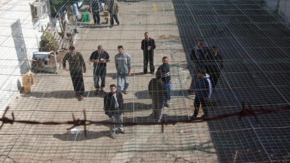 إعلام الأسرى: تسارع وتيرة سقوط الشهداء داخل السجون جريمة حرب
