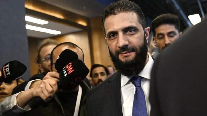 فضيحة مدوية.. الجولاني يبيح الثروة والسيادة لأمريكا والتطبيع مع الكيان الإسرائيلي