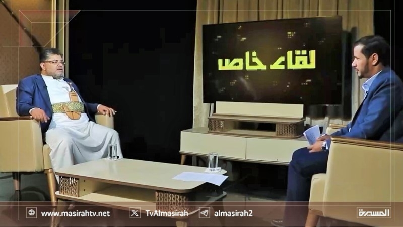 الحوثي: القصف بصاروخ باليستي على هدف متحَرّك خارق للعادة وهو ما يقوم به الشعب اليمني