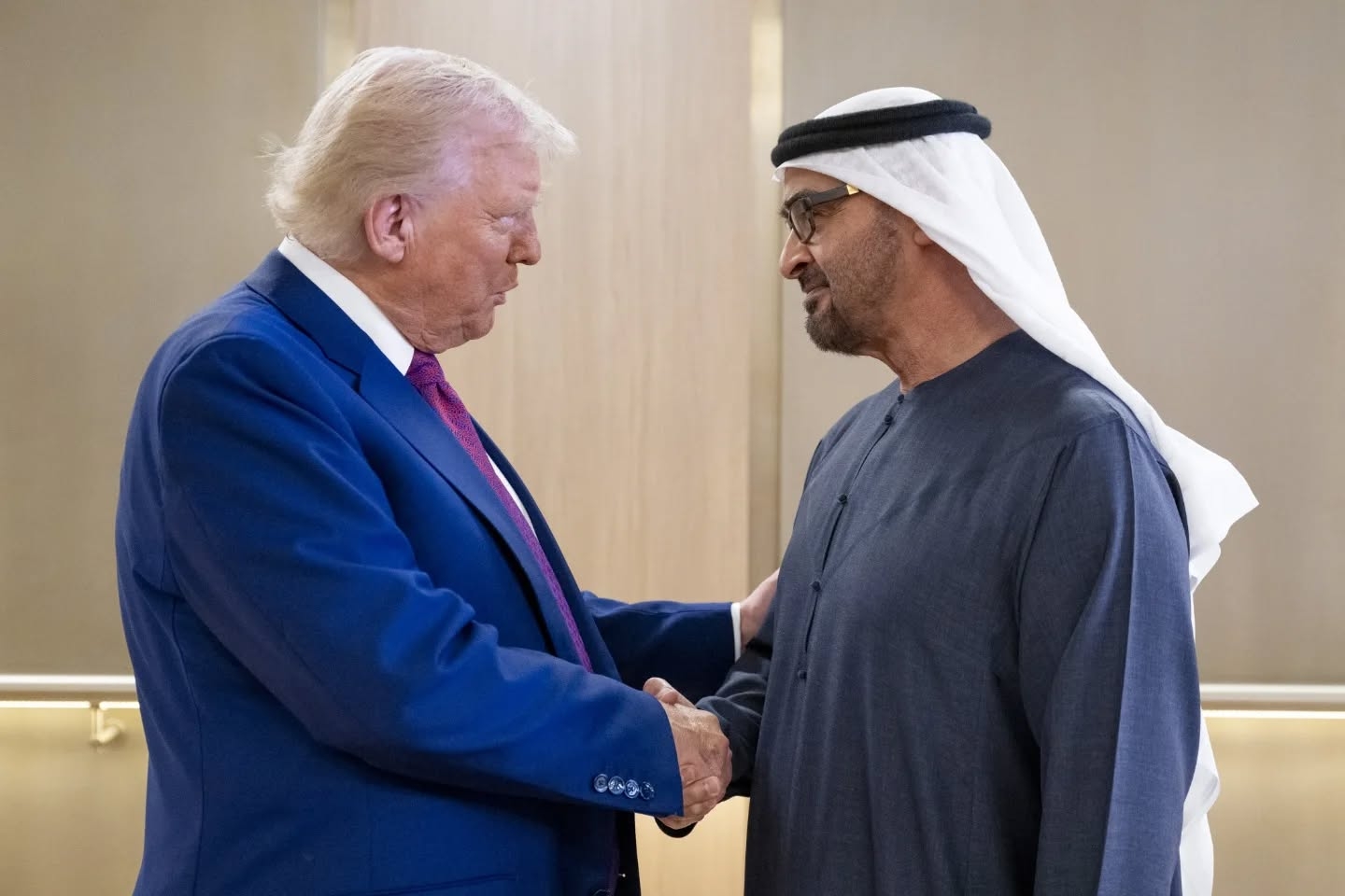 رئيس الإمارات: نخطط لاستثمارات مع أمريكا بـ1.4 تريليون دولار
