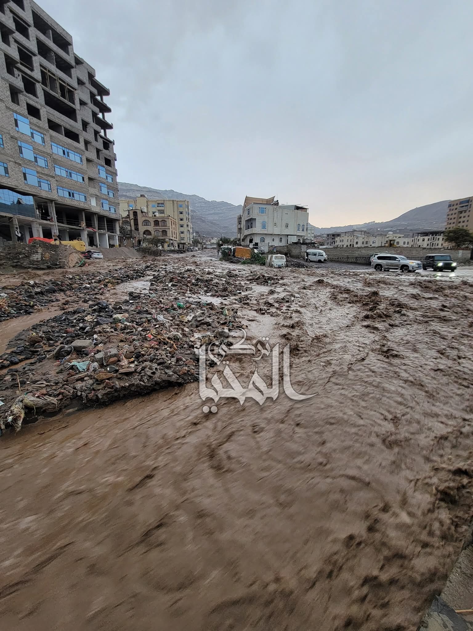 توقعات بهطول أمطار غزيرة على عدة محافظات يمنية