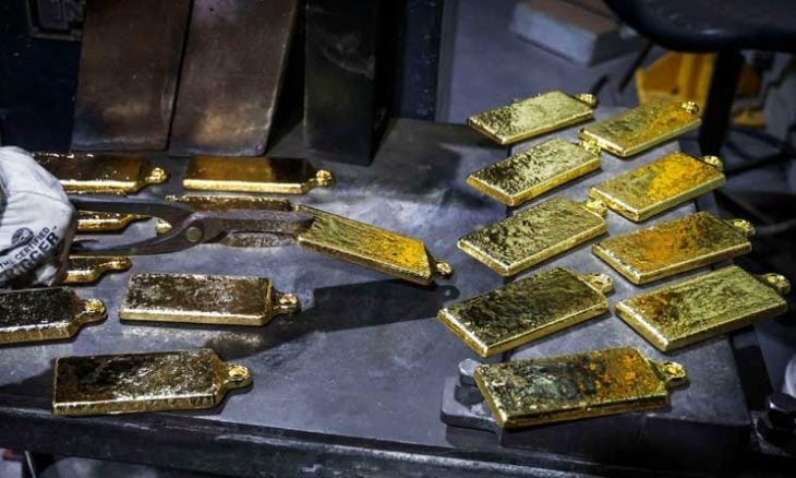 الذهب يلمع وسط ضبابية اتفاق التجارة بين أمريكا والصين
