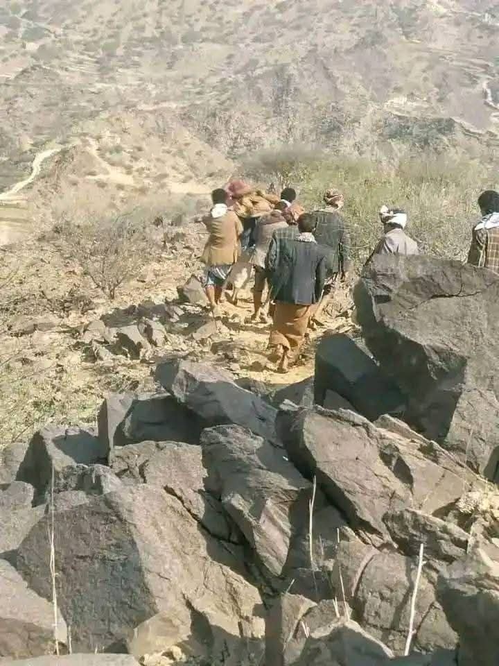 كارثة في مناجم حجة... انهيار جبلي يودي بحياة 7 أشخاص أثناء بحثهم عن الذهب