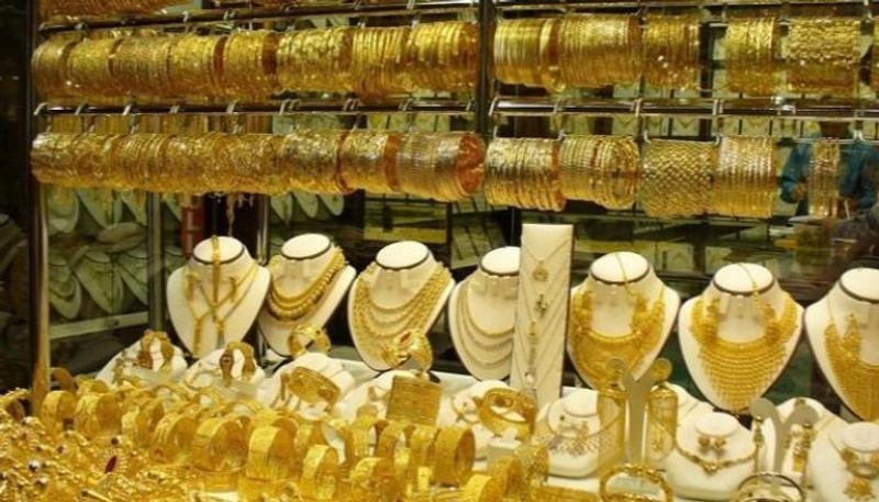 الذهب يرتفع في اليمن إلى هذا المستوى بأسواق صنعاء وعدن (الأسعار)