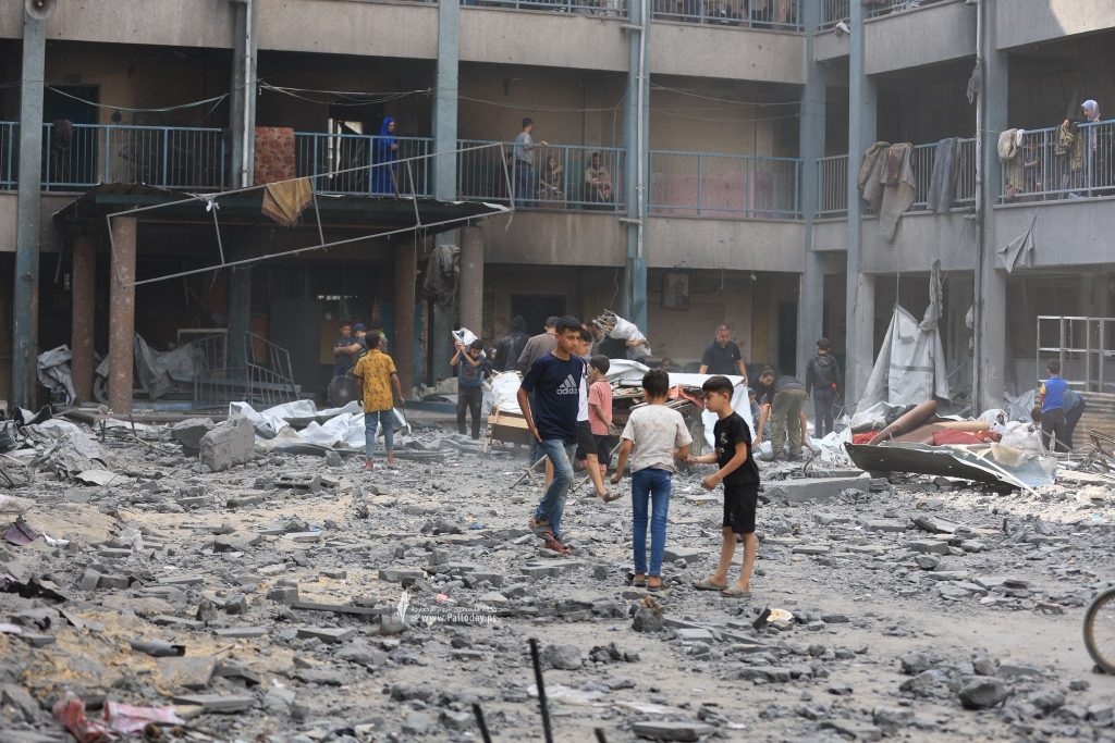 غزة : 256 مركزاً للإيواء استهدفها الاحتلال منذ بدء العدوان يعيش فيها 700 ألف نازح