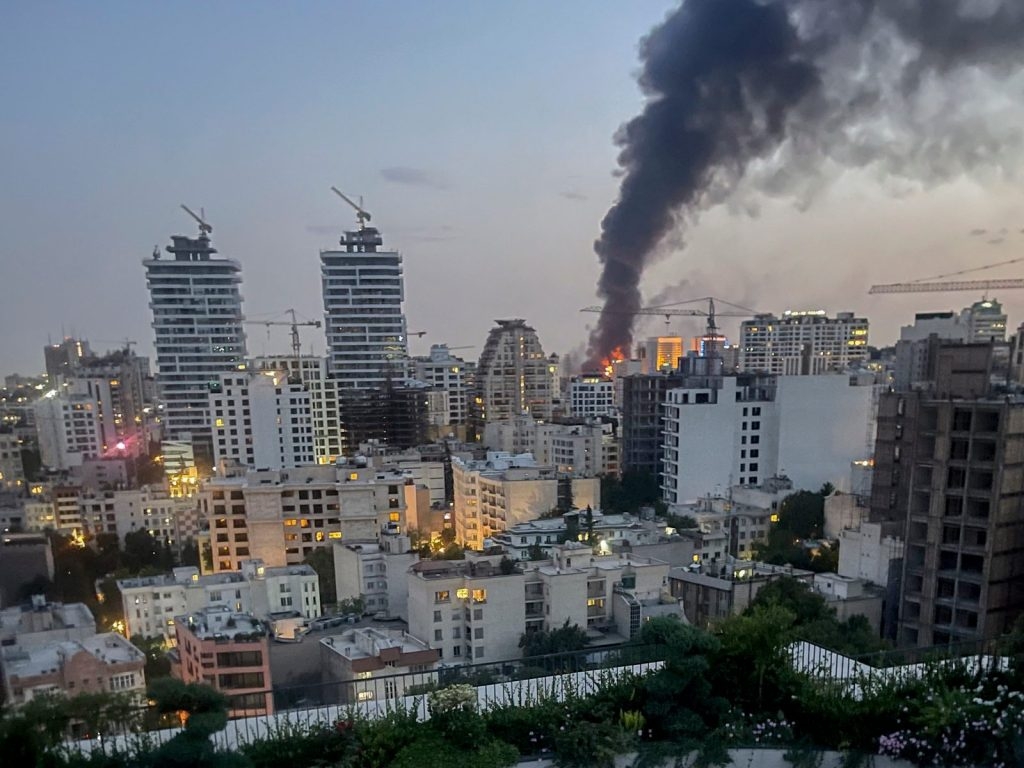 مجلة أمريكية: يجب على الولايات المتحدة إجبار 'إسرائيل' على إنهاء حرب إيران