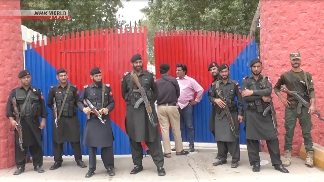 Over 200 inmates break out of prison in Pakistan