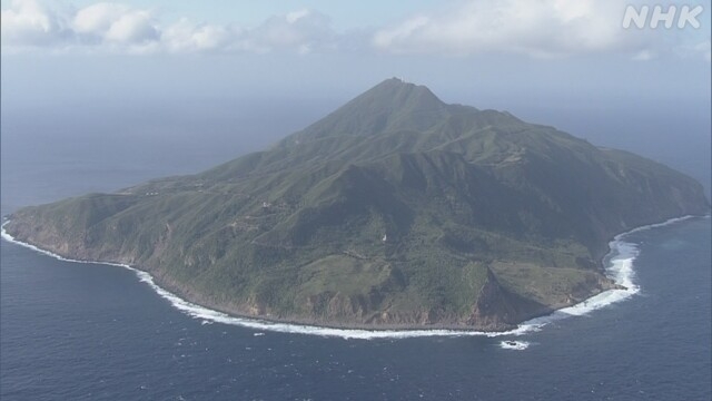 Tremors shaking Japan's Tokara island chain top 2,000