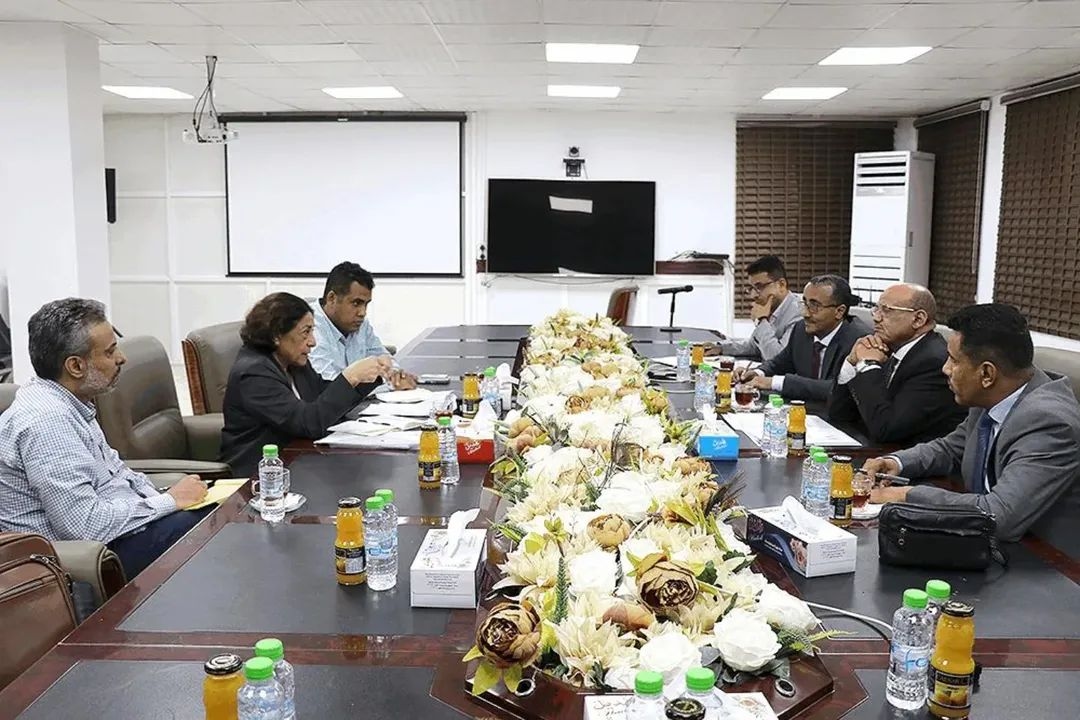 محافظ البنك المركزي يلتقي منسقة فريق خبراء لجنة العقوبات التابعة لمجلس الامن الدولي