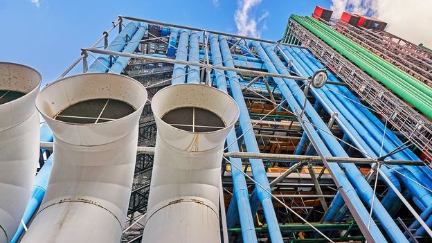 The pioneering building that scandalised Paris