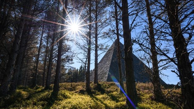 The secret royal 'pyramids' of Scotland