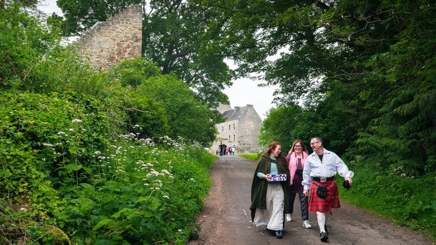 The 'Outlander effect': How a time-travel romance transformed Scottish tourism