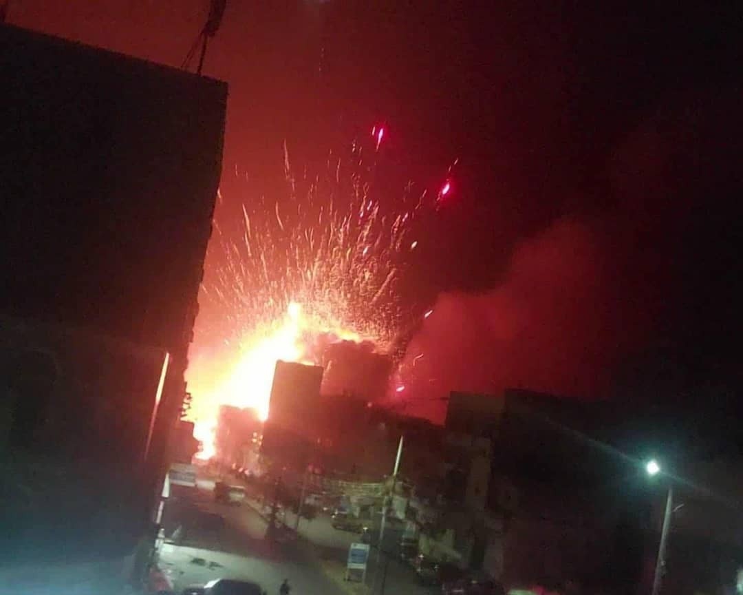 تقارير رسمية تتحدث عن ارتفاع ضحايا استهداف محطة الوقود في تعز إلى 22