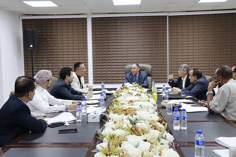 لجنة الواردات بالحكومة اليمنية تقول إنها استقبلت ووافقت على 91 طلب مصارفة