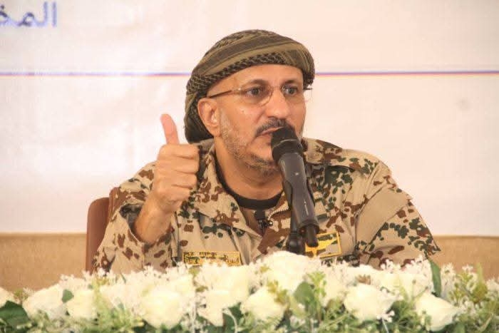 عضو مجلس القيادة الرئاسي يحذر زعيم الحوثيين ويدعوه لتلسيم صنعاء قبل معركة الخلاص