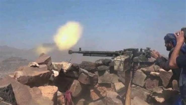 قوات الجيش اليمني تتصدى لهجوم حوثي في تعز
