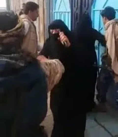 الكشف عن إحصائية صادمة لجرائم مليشيا الحوثي بحق نساء اليمن