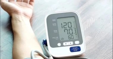 12 أكلة تسبب ارتفاع ضغط الدم.. منها الآيس كريم