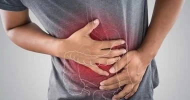 ماذا يحدث فى جسمك عند الإصابة بـ جرثومة المعدة.. علاجات دوائية وطبيعية