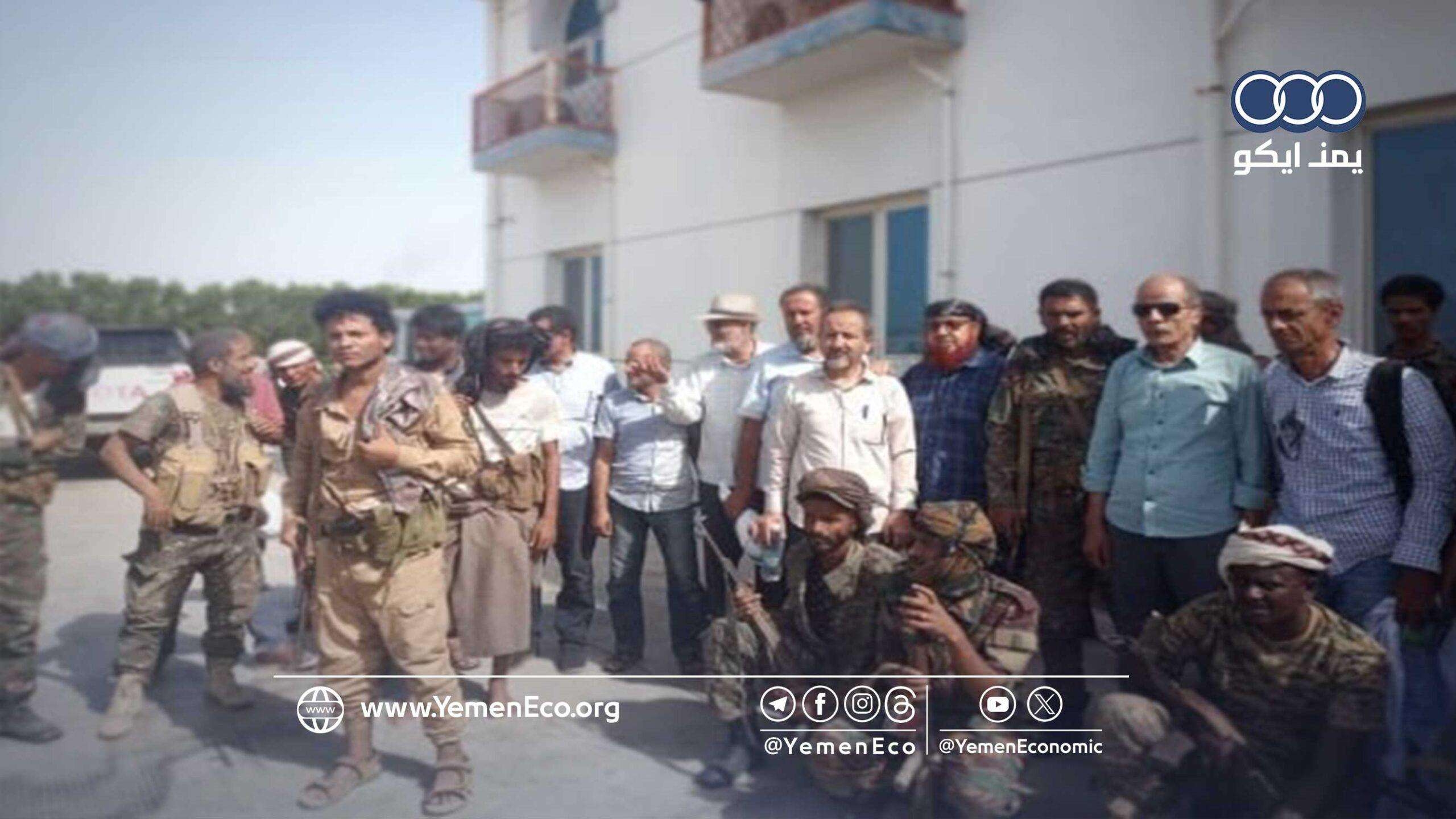 أبين: تحرير 6 إداريين تابعين لمصنع إسمنت الوحدة من الاختطاف