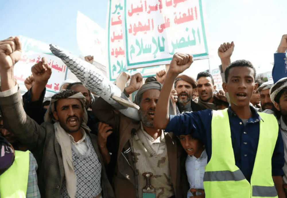 Yemen's Houthis "warn" companies to leave Israel