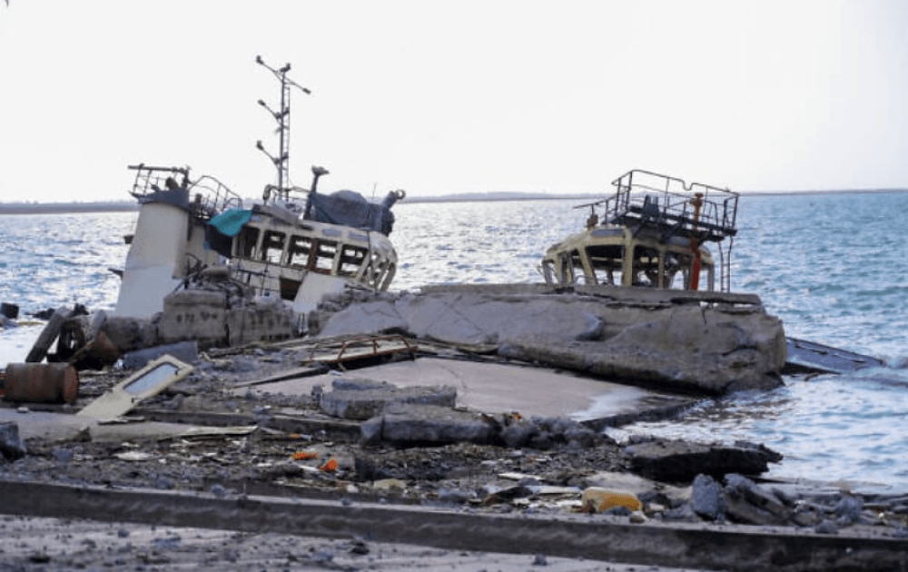 Yemen : Satellite images appear to show damage at Houthi ports after Israeli strikes